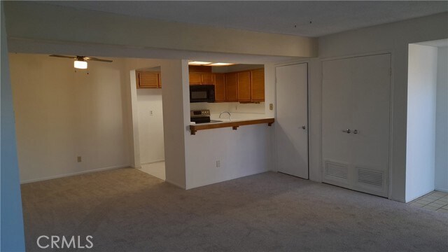 Building Photo - 25712 Le Parc