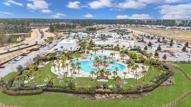 Building Photo - "Charming 2-Bedroom Retreat with 2 Baths and Den - 1558 Sq. Ft. of Comfort in Latitude Margaritav...