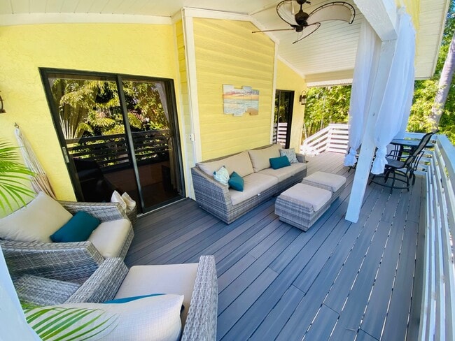 Building Photo - 3401 E Debazan Ave