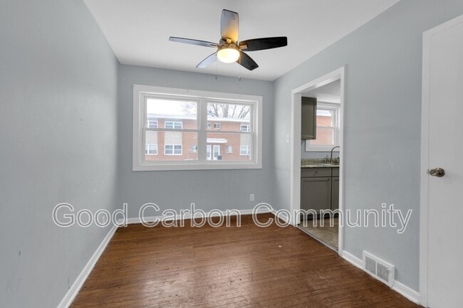 Building Photo - 56 Janice St