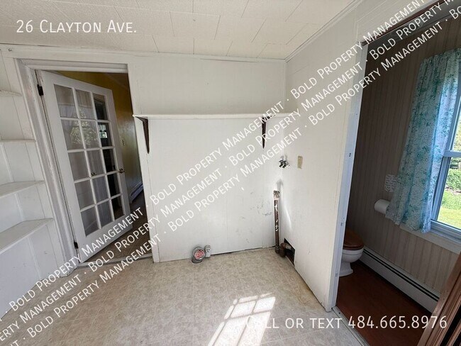 Building Photo - 26 Clayton Ave