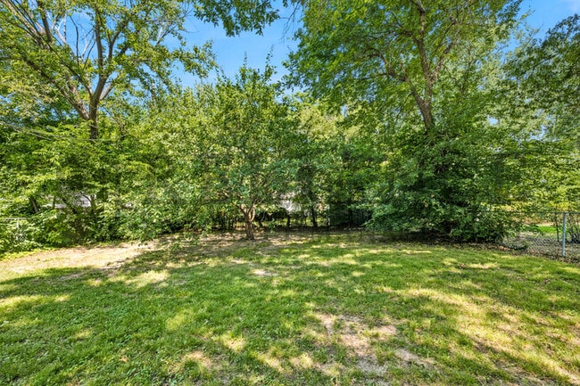 Building Photo - 1126 Silverdale Ct