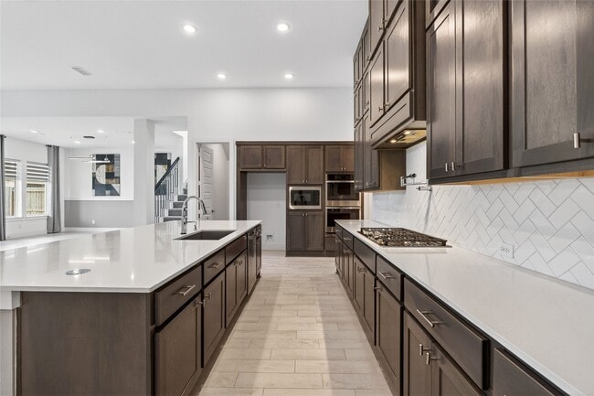 Building Photo - 32018 Crested Knl Ct