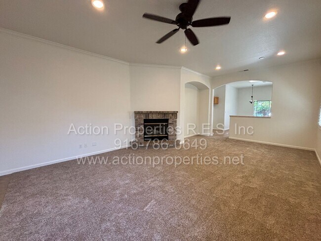 Building Photo - Action Properties Offering Immaculate Highland Reserve 4 Bedroom 2 Bath, 1581 sqft, New Paint and...
