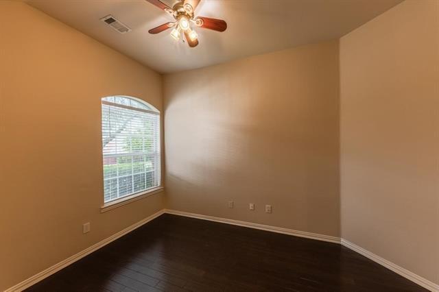 Building Photo - 2034 Westbury Ln
