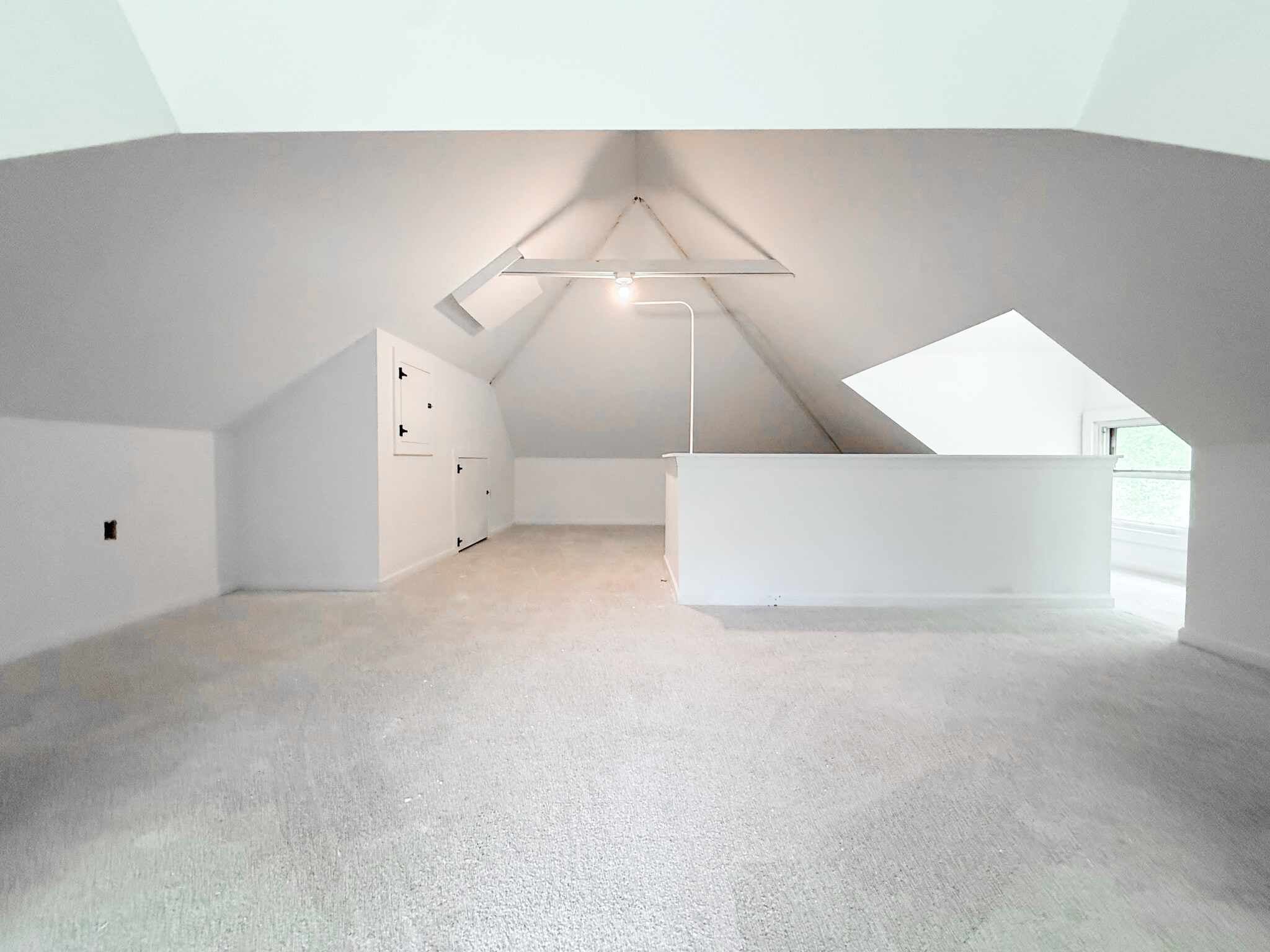 Building Photo - 1616 W Barker Ave