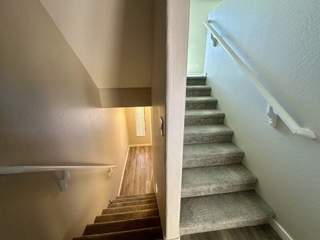 Building Photo - 305 S Wilson St