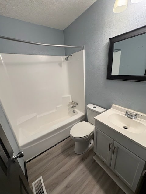 Building Photo - 116 Pinecrest Dr