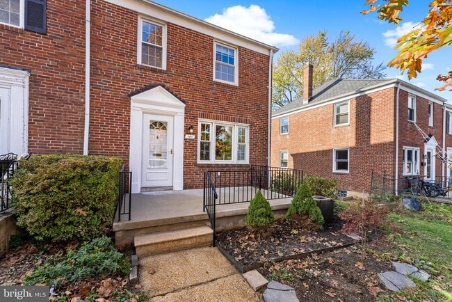 Building Photo - 101 Regester Ave