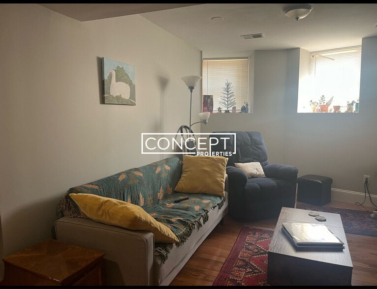 Building Photo - 276-278 Parker Hill Ave. Unit B