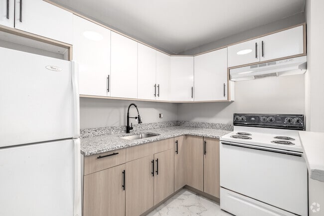 Interior Photo - Lansing Grove Apartments