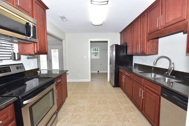 Building Photo - 4923 Krick St