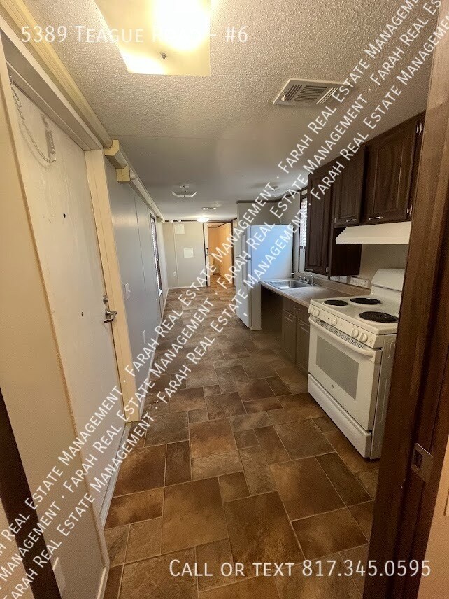 Building Photo - 5389 Teague Rd