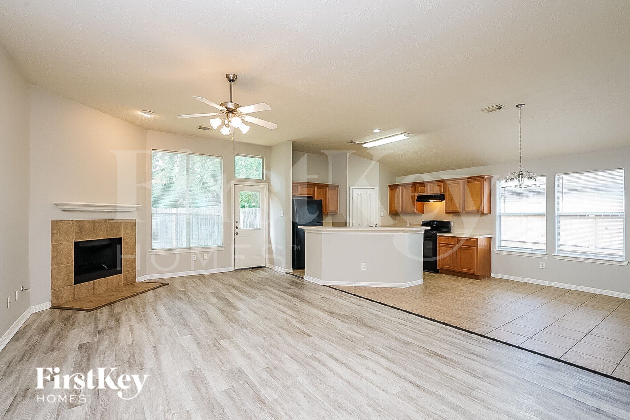 Building Photo - 4531 Bridgevillage Dr