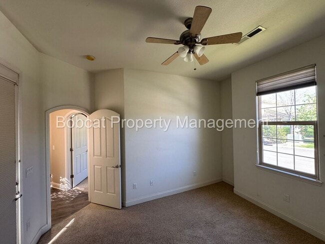 Building Photo - 1260 Flintwood Dr
