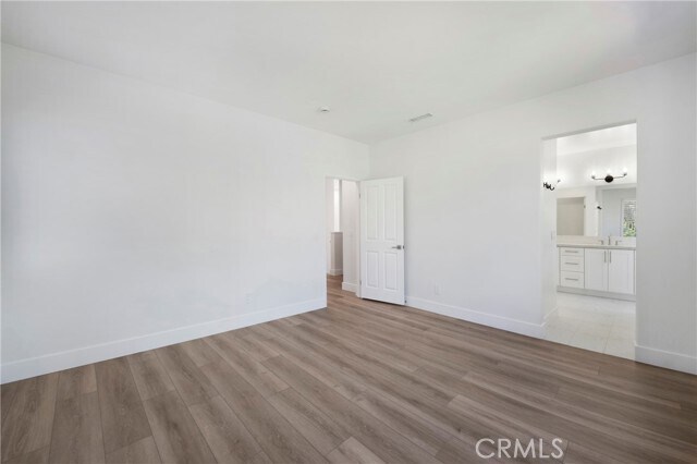 Building Photo - 175 Kingswood