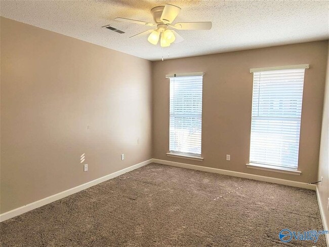 Building Photo - 5308 Frankford Dr SE