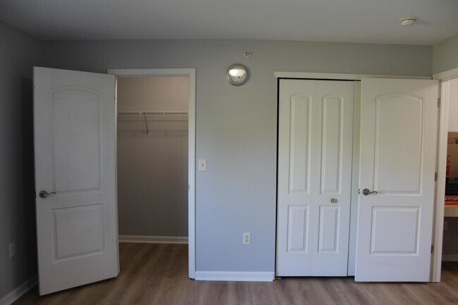 Building Photo - 7774 Essex Gate Dr