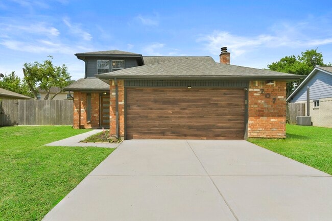 Building Photo - 707 Land Grant Dr