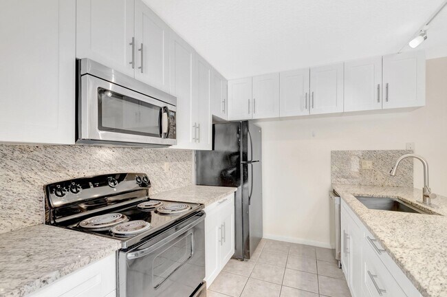 Building Photo - 579 Green Springs Pl