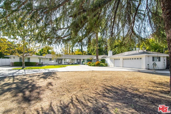 Building Photo - 22960 Erwin St