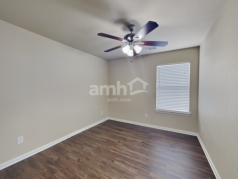 Building Photo - 3743 Jewel Point Dr