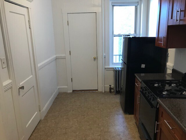 Building Photo - 5 Vinal St