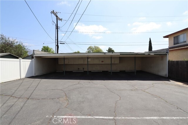 Building Photo - 460 Vista Ave