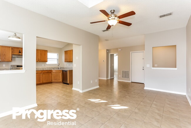 Building Photo - 888 Majestic Cypress Dr N