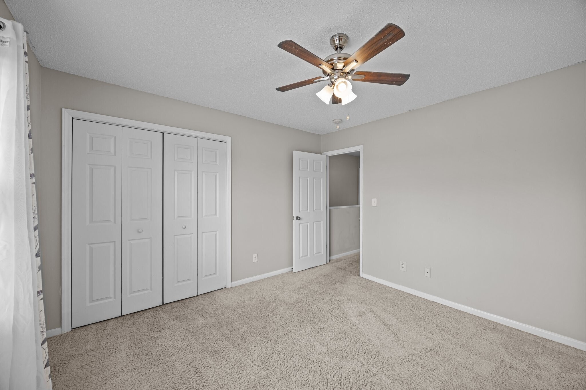 Building Photo - 3809 E Vancroft Cir