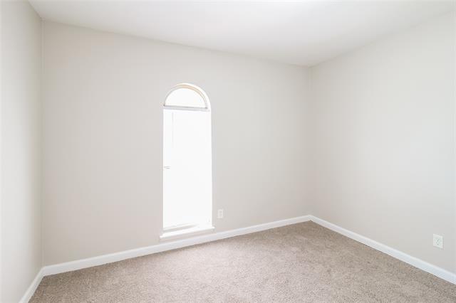 Building Photo - 1237 Hillwood Dr