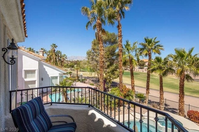 Building Photo - 8856 Rainbow Ridge Dr