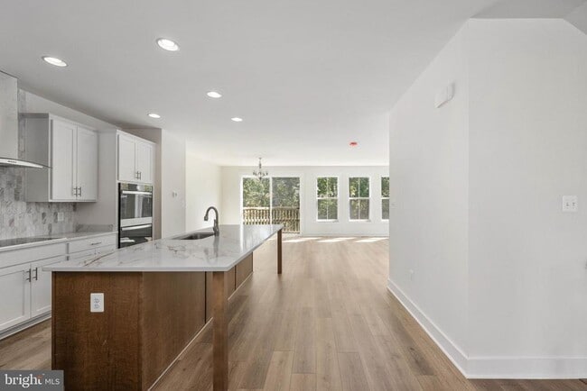 Building Photo - 354 Evermore Ln