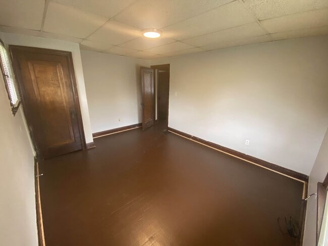 Building Photo - 500 W Parkwood-2125 Mayfair Rd