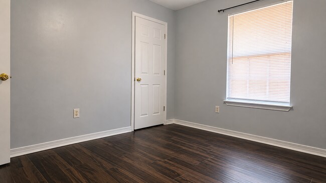 Building Photo - 1248 Jefferyscot Dr