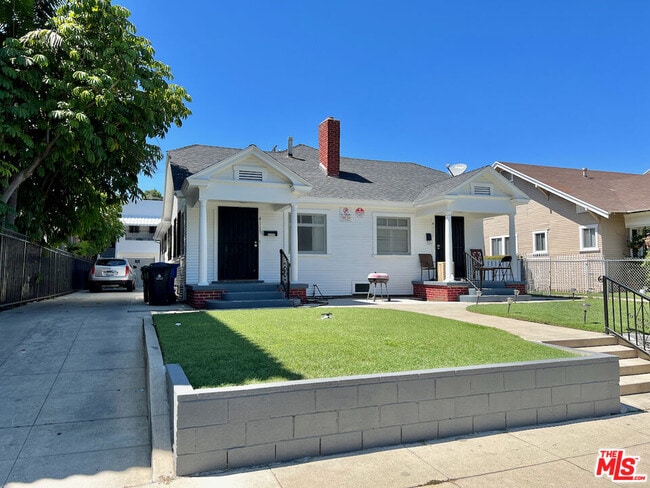 Building Photo - 4115 Halldale Ave