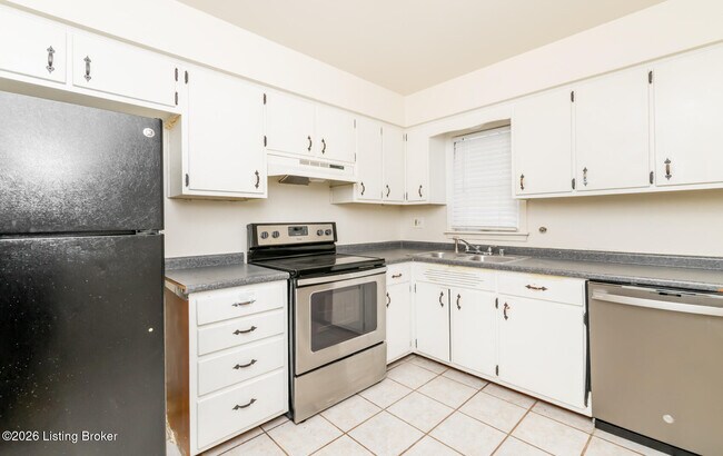 Building Photo - 2515 Brownsboro Rd