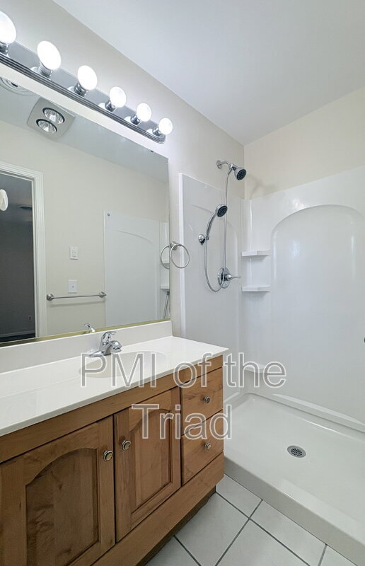 Building Photo - 1349 Amylee Trail