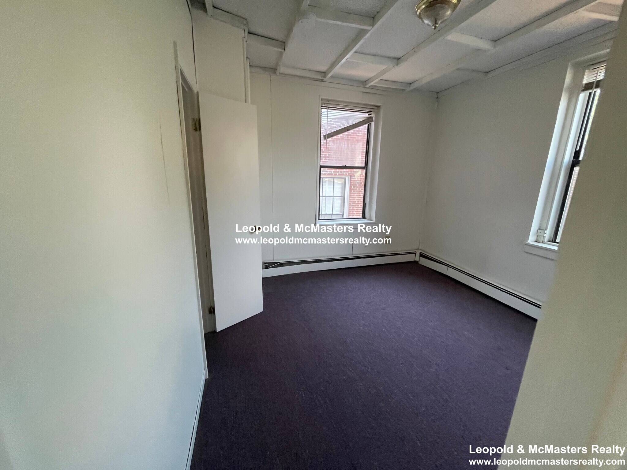 Building Photo - 47 Joy St