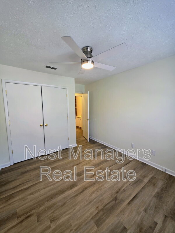 Building Photo - 6780 Willowbrook Dr