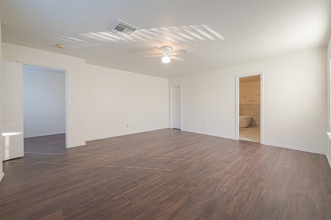 Building Photo - 19839 Rustic Lake Ln