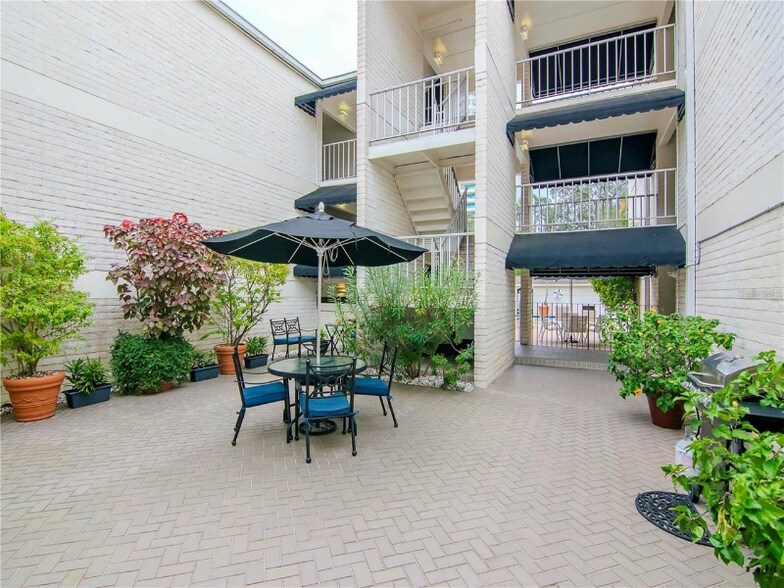 Building Photo - 3325 Bayshore Blvd