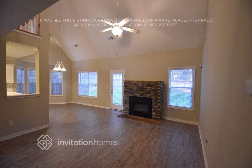 Building Photo - 156 Wyckliffe Dr