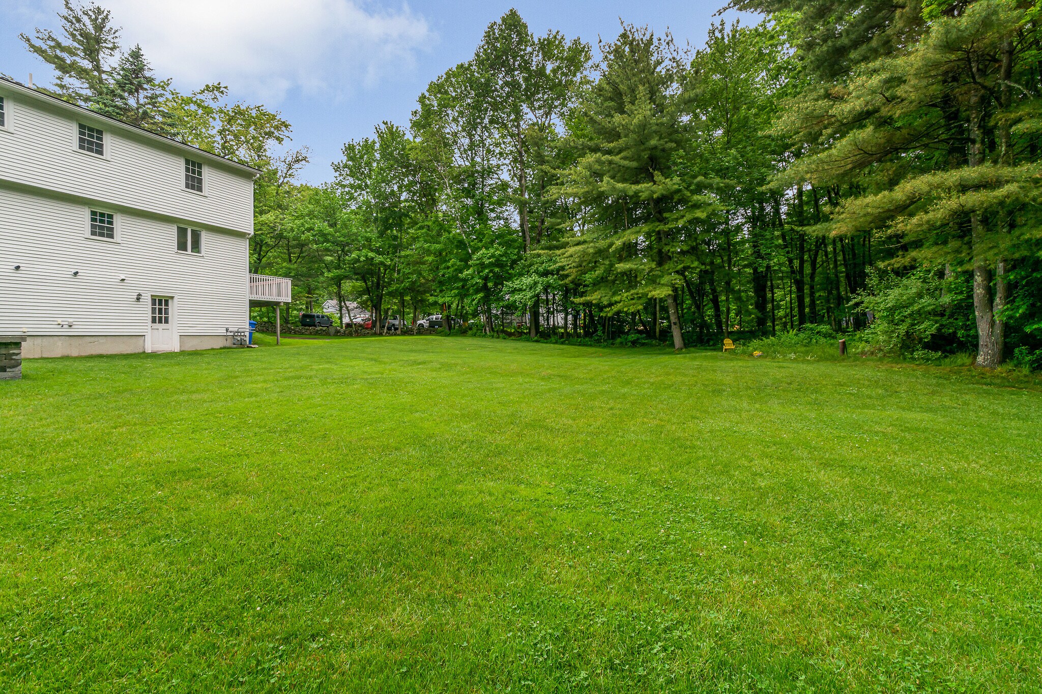 Building Photo - 352 Mammoth Rd