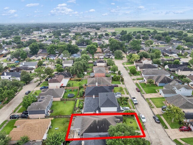 Building Photo - 7211 Canda Ln