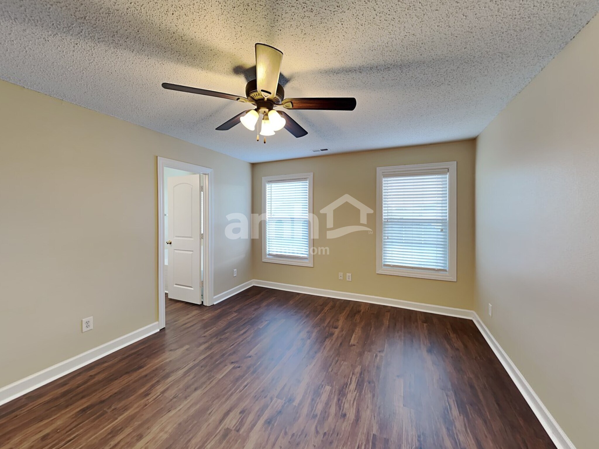 Building Photo - 1071 Sassafras Trl