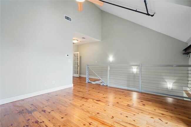 Building Photo - 412 Dauphin St