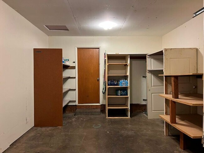 Building Photo - haym01*