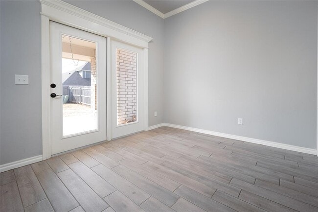 Building Photo - 508 NW 199th St