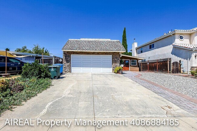 Building Photo - 10697 Morengo Dr